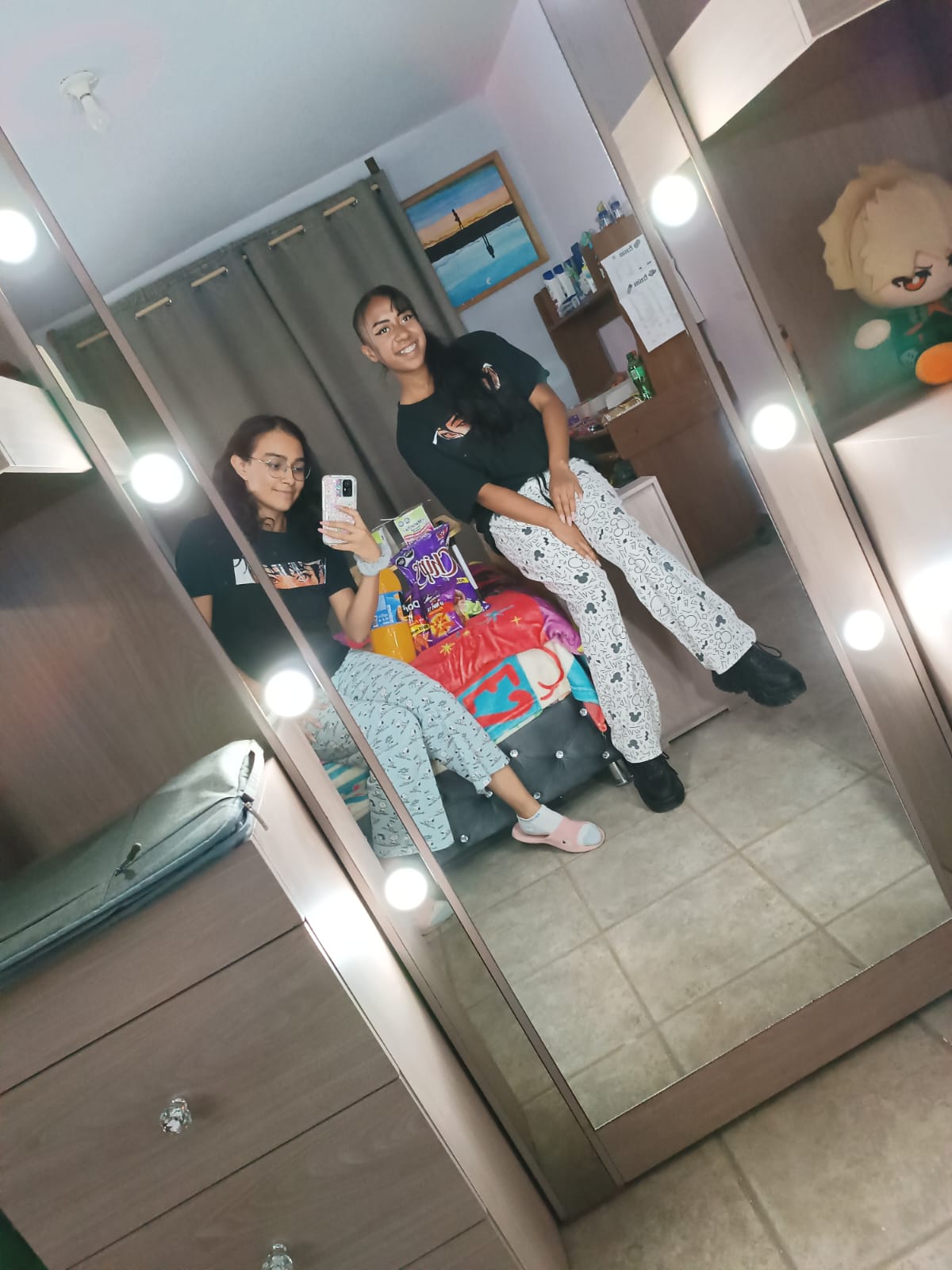 Pijamada Martha y Diana